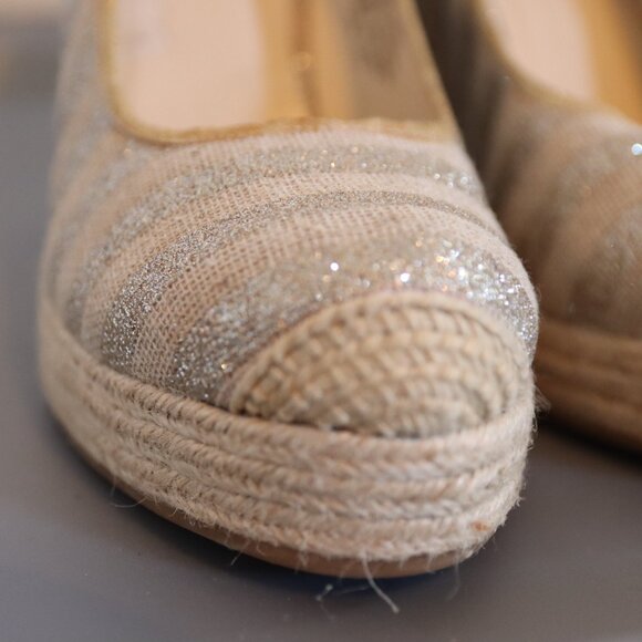 Nine West Sz 10 Espadrille Wedge Silver Metallic Stripe Gold Trim Textile Upper - Picture 2 of 16